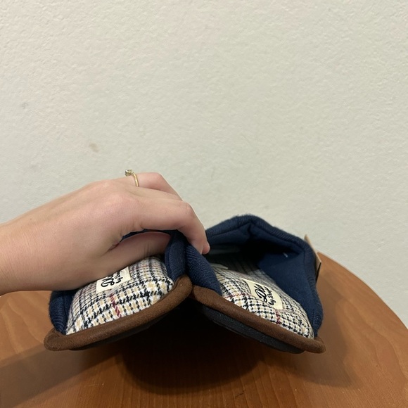 NWT Dearfoams Dluxe Slippers Dad Boss Memory Foam Slippers Men's Size 11-12 Navy - Picture 2 of 7